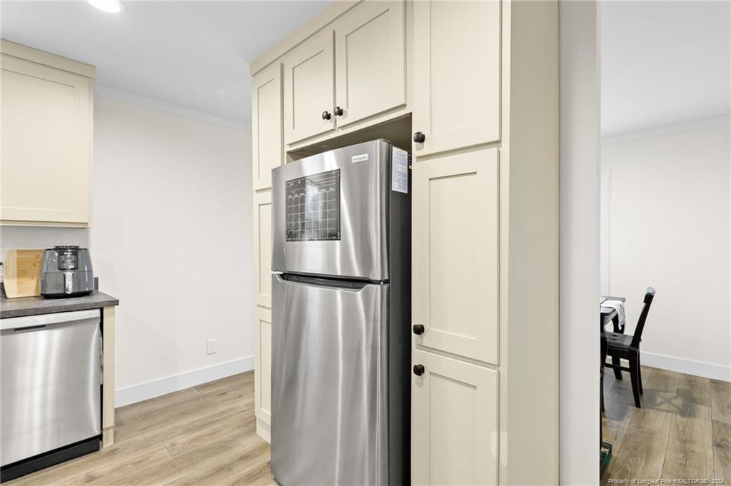 190 Pine Oak Property Photo 12
