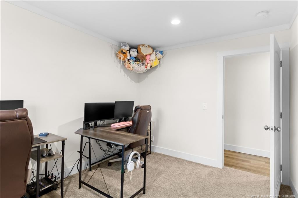 190 Pine Oak Property Photo 27