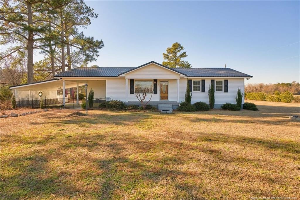 4290 Nw Creek Road S Property Photo 1