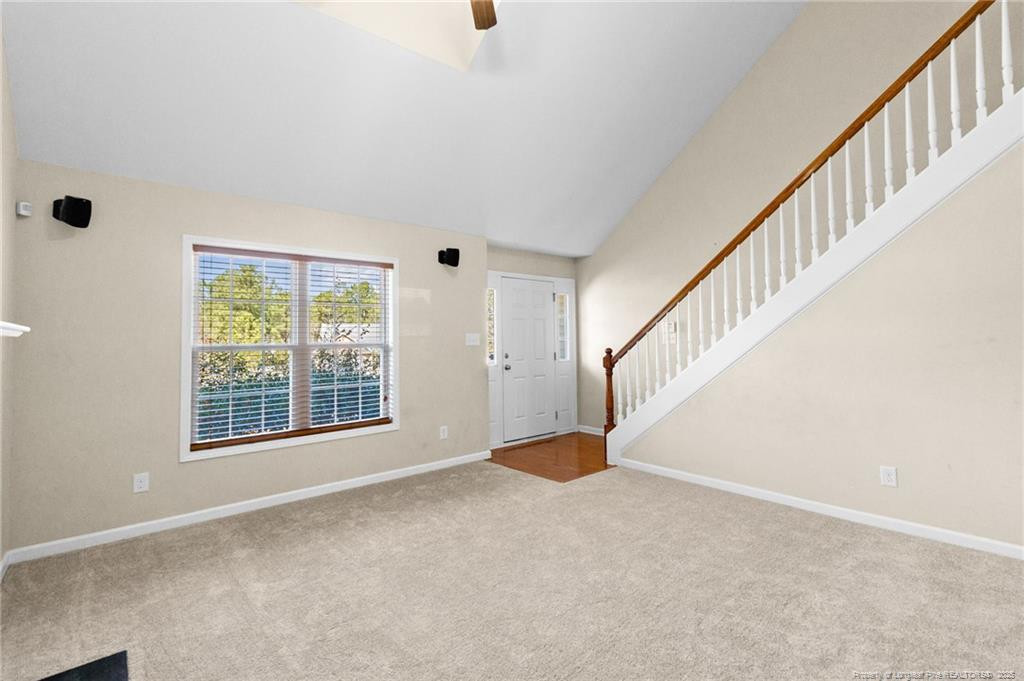 696 Valley Oak Drive Property Photo 8