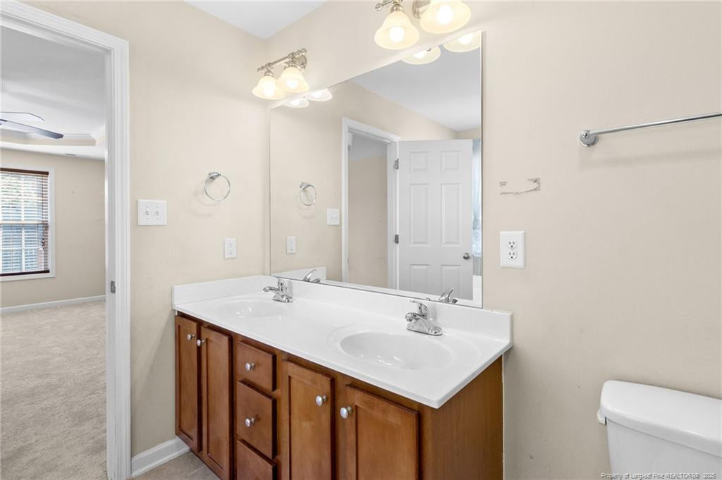 696 Valley Oak Drive Property Photo 17