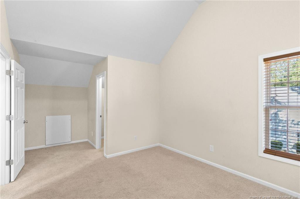 696 Valley Oak Drive Property Photo 29