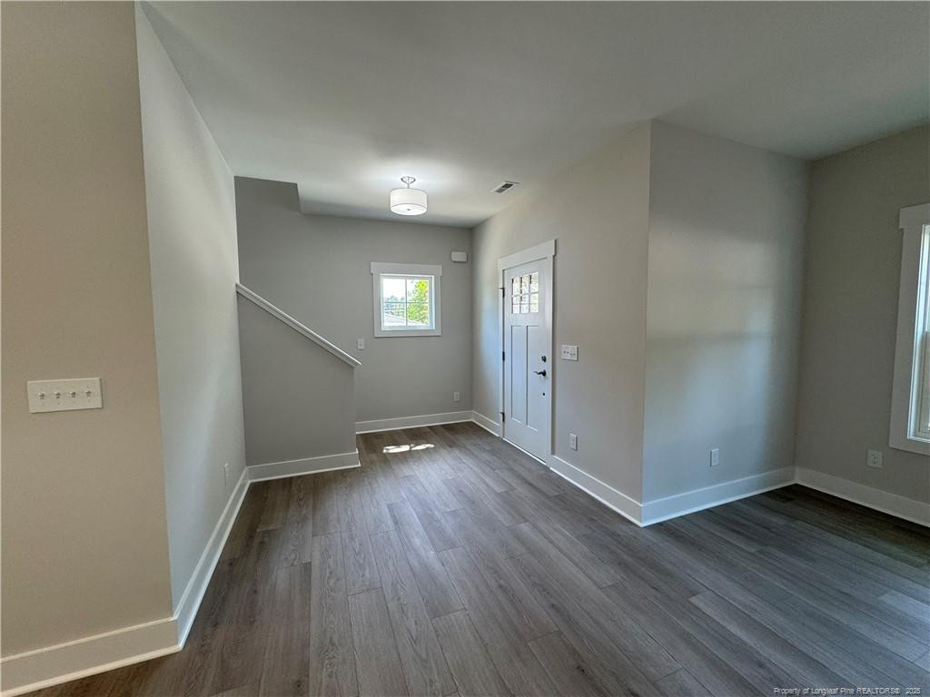 655 W Iowa Avenue Property Photo 4