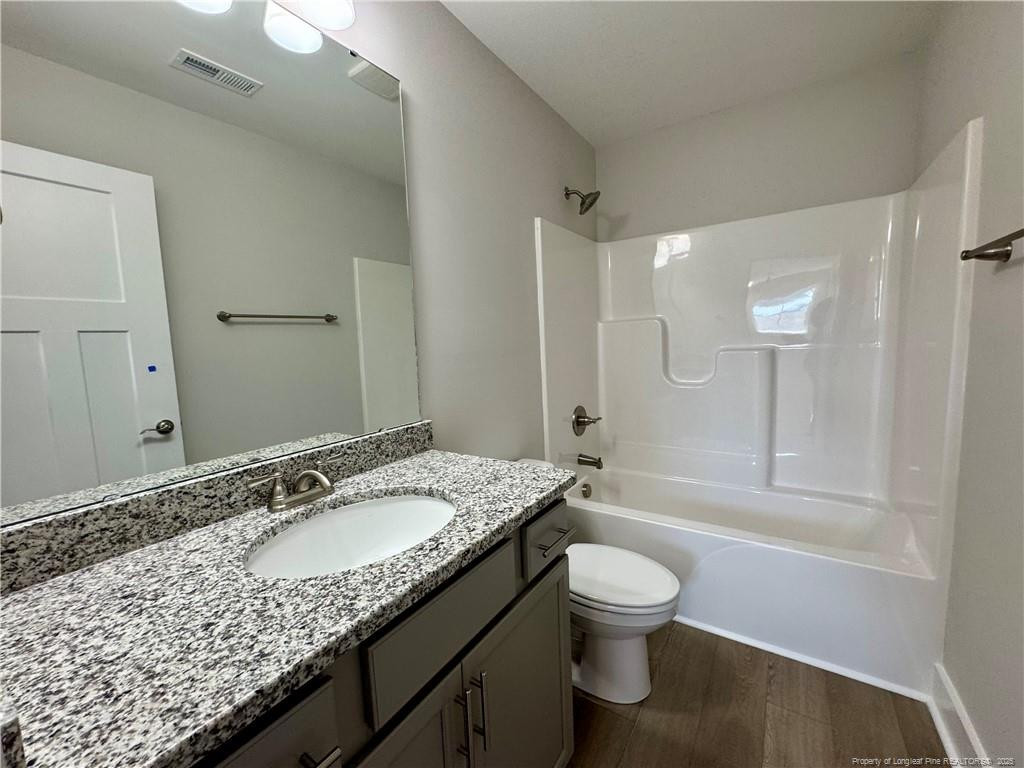 655 W Iowa Avenue Property Photo 18