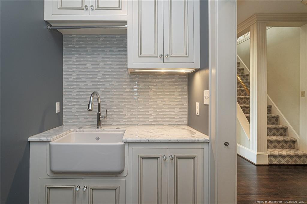121 Stedman Street Property Photo 14
