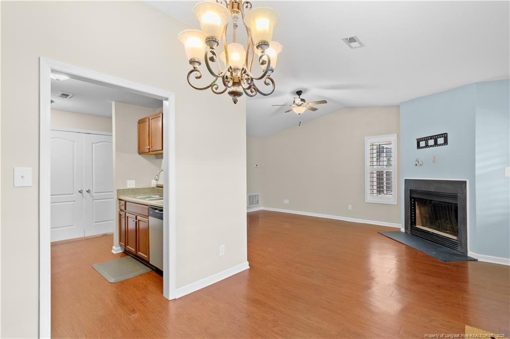 661-10 Barton's Landing Place Property Photo 12