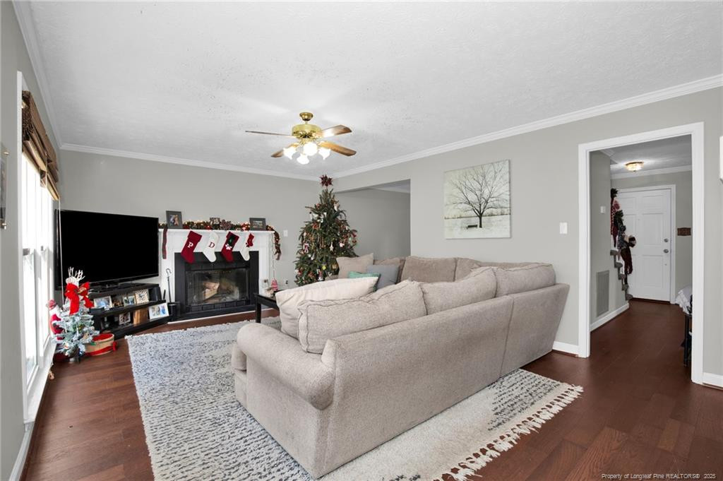 5605 Watersplash Lane Property Photo 9