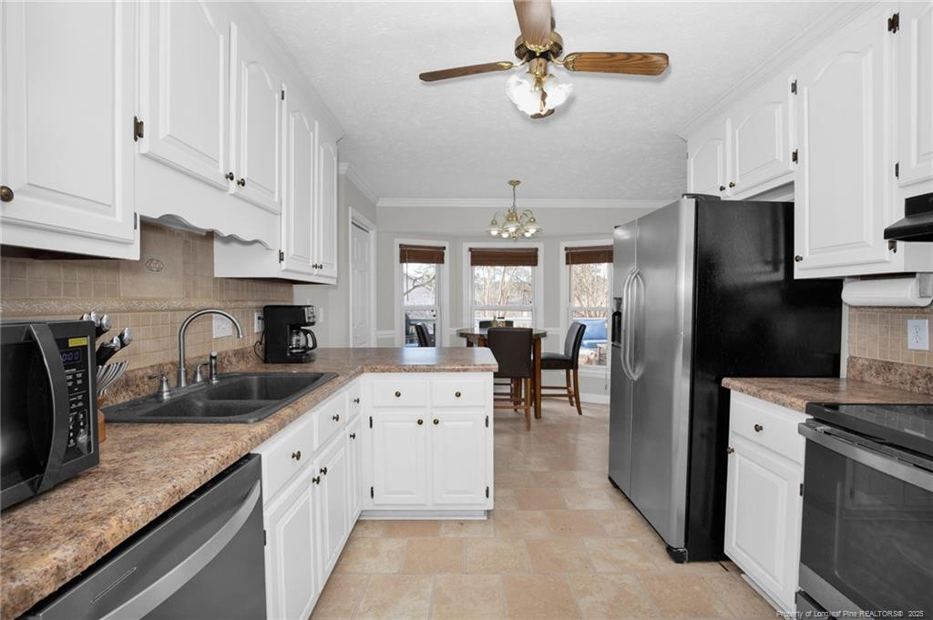 5605 Watersplash Lane Property Photo 15