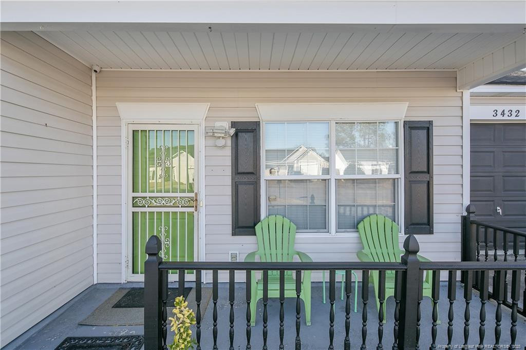3432 Ireland Drive Property Photo 3