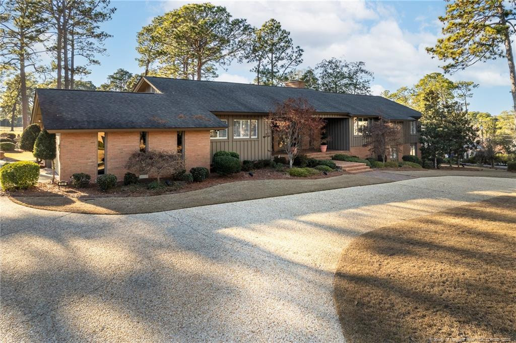 1120 Longleaf Drive Property Photo 1