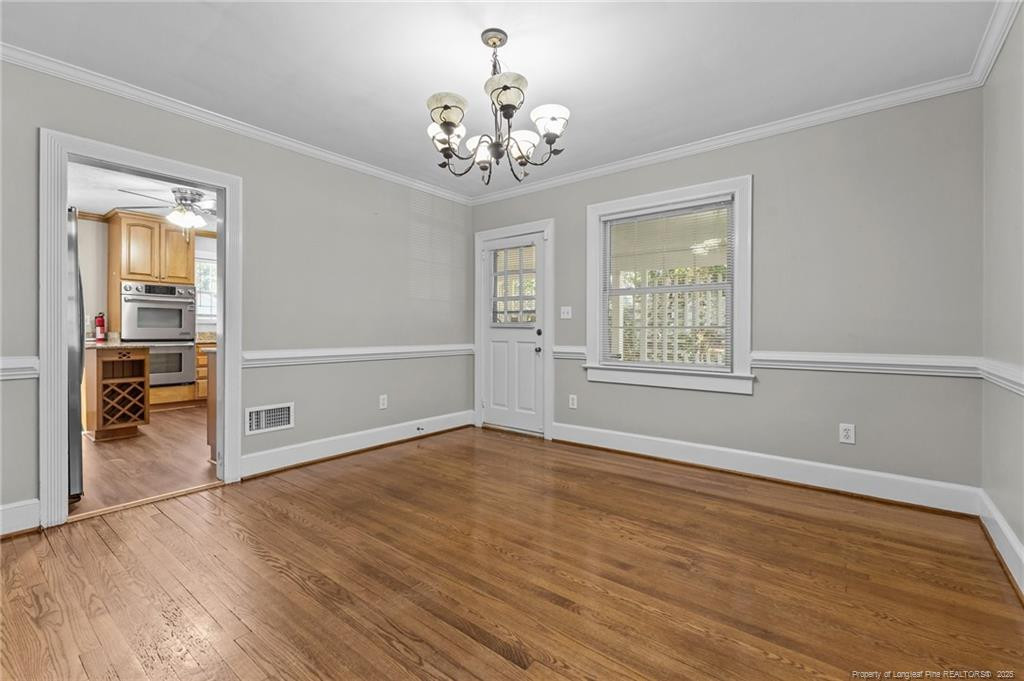 905 Clarendon Street Property Photo 11