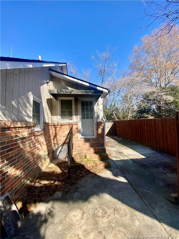 900 1/2 N Chestnut Street Property Photo 2