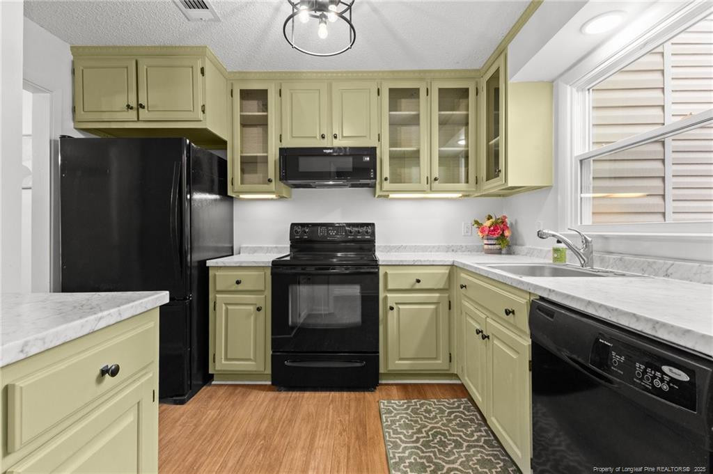 555 Winding Creek Road # F Property Photo 1