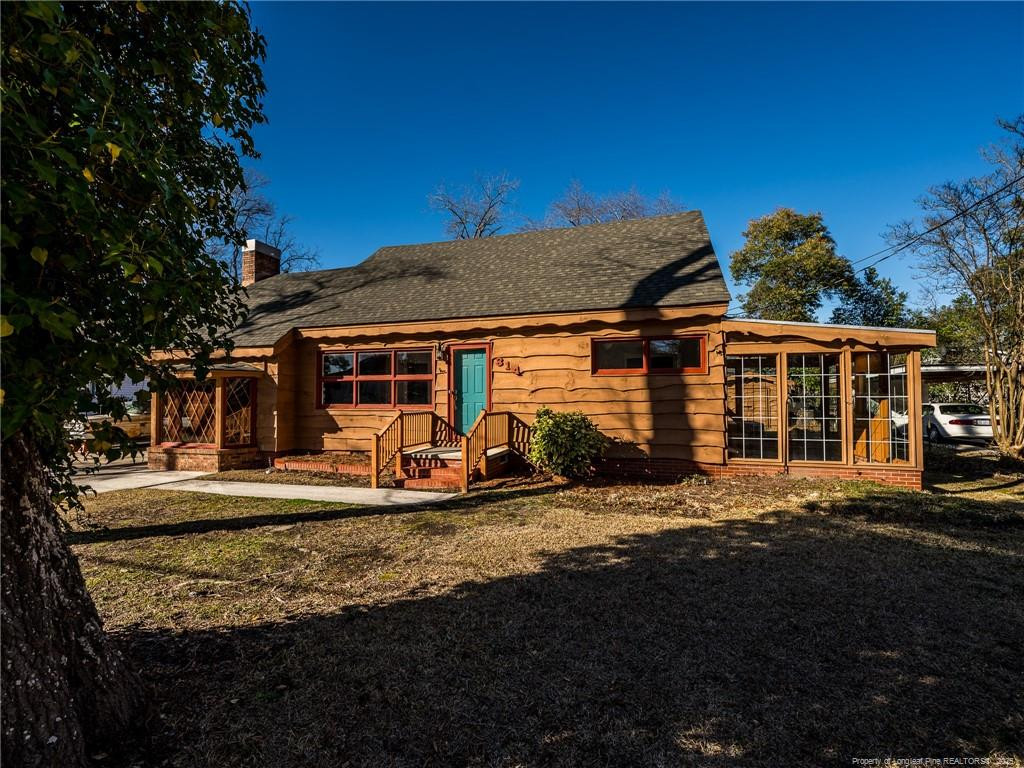 314 W 18th Street W Property Photo