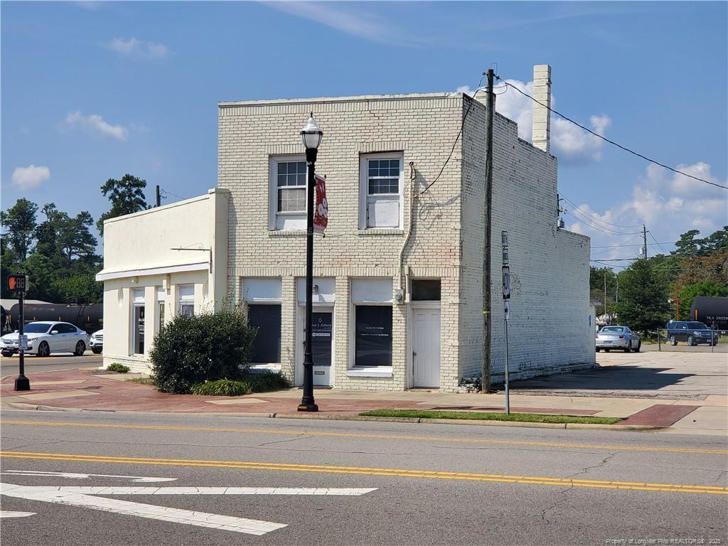 121 S Main Street Property Photo 3
