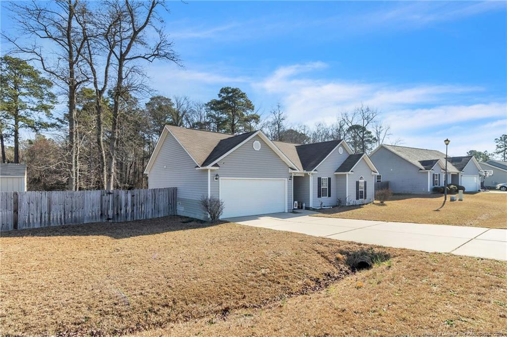 154 Pebble Lane Property Photo 3