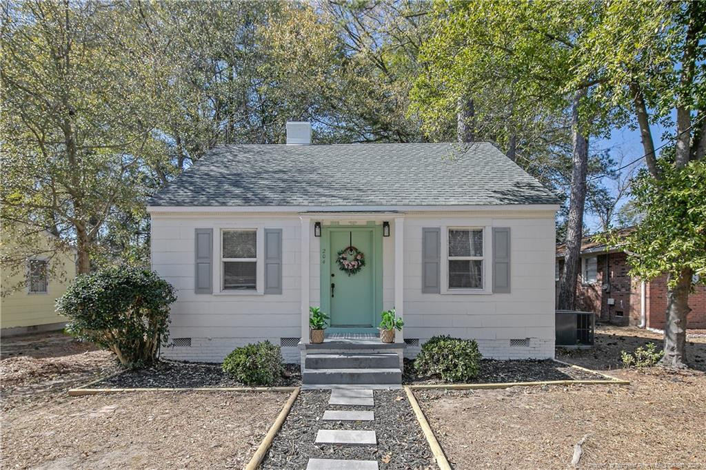 204 Sedberry St Street Property Photo