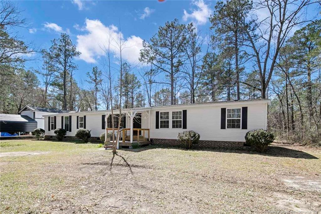 121 H B Drive Property Photo