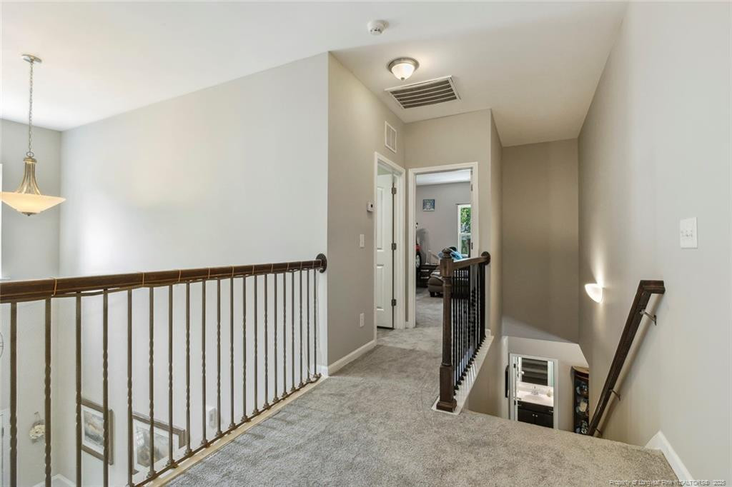 718 Creekside Drive Property Photo 22