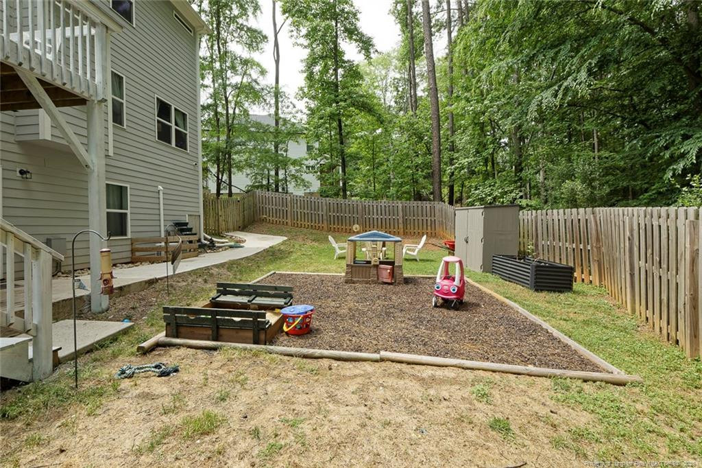 718 Creekside Drive Property Photo 48