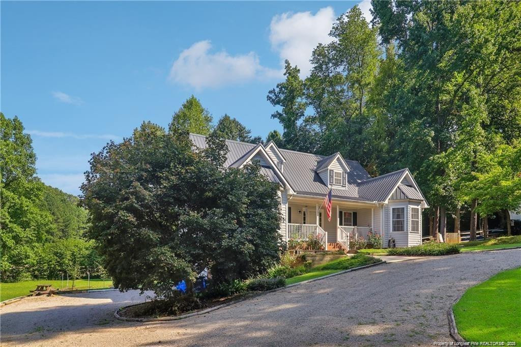 609 Cashmere Court Property Photo 3