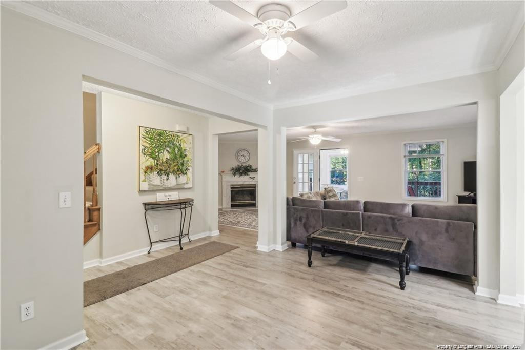 609 Cashmere Court Property Photo 6