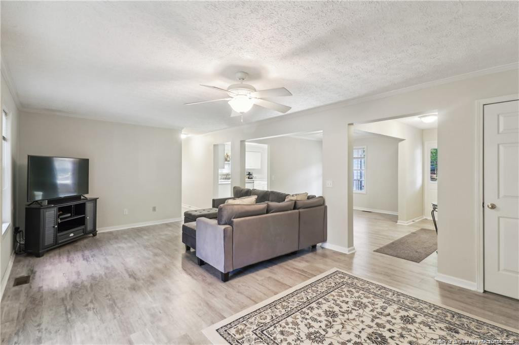 609 Cashmere Court Property Photo 10
