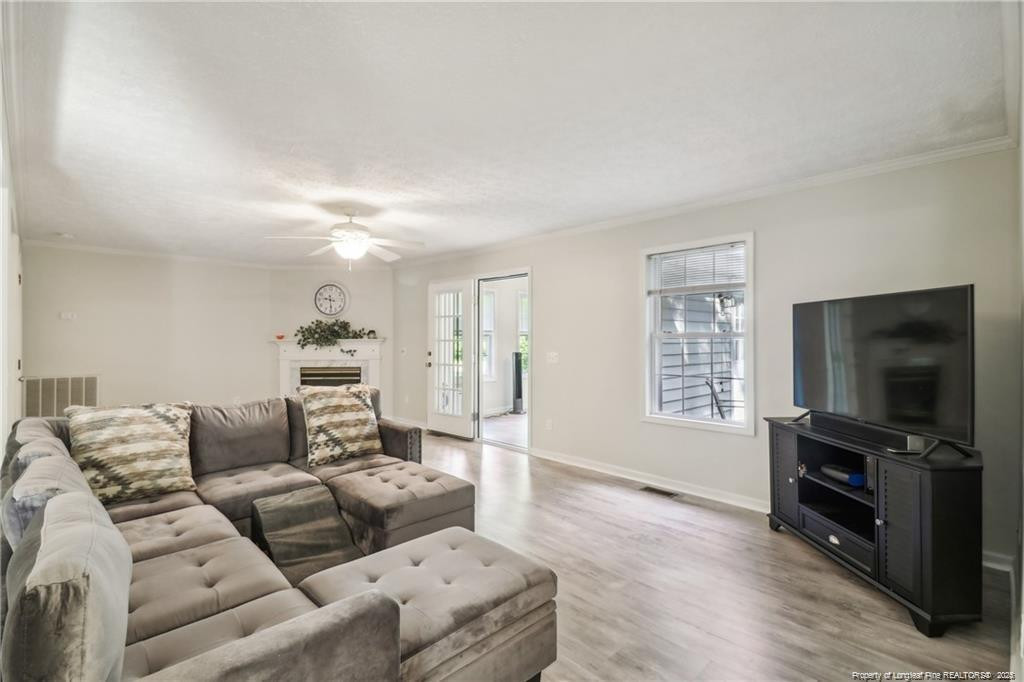 609 Cashmere Court Property Photo 11