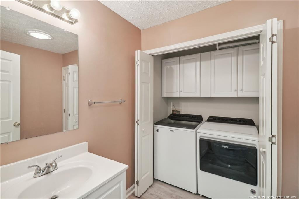 609 Cashmere Court Property Photo 28