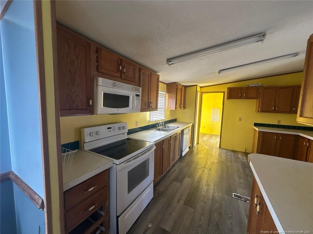 809 Makay Court Property Photo 9