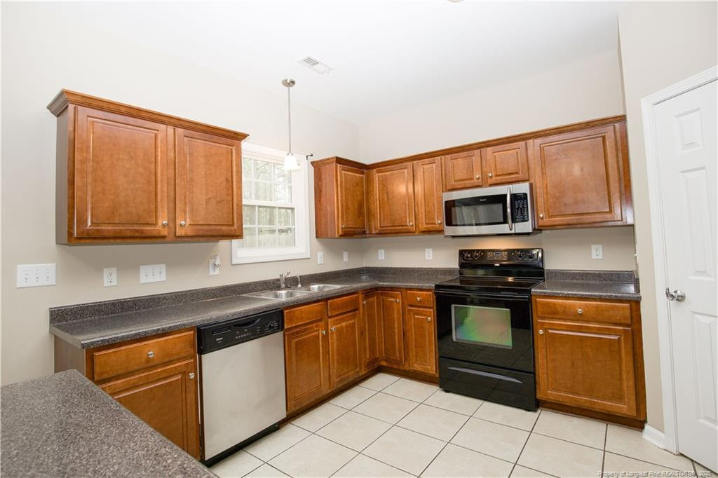 440 Moss Pink Drive Property Photo 8