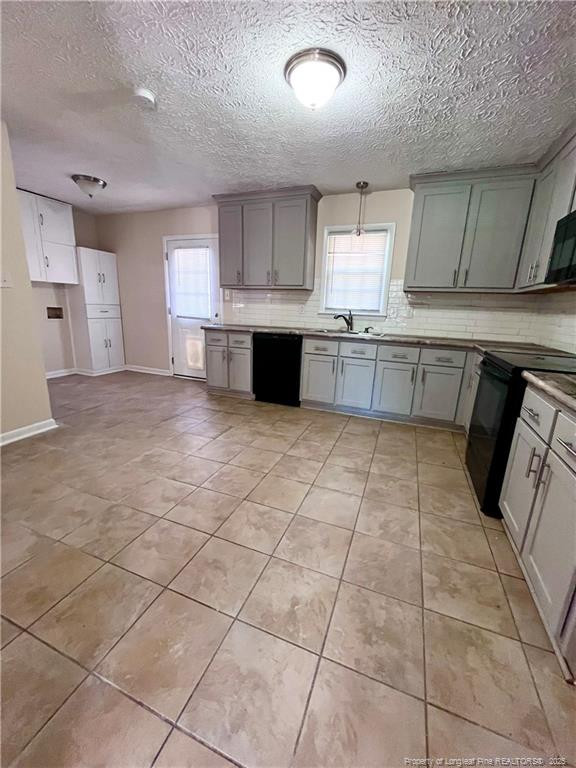 3000 Cricket Road Property Photo 4
