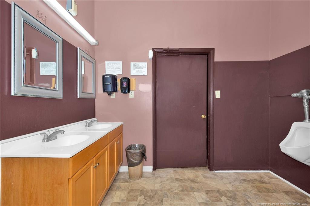 2177 N Roberts Road Property Photo 14