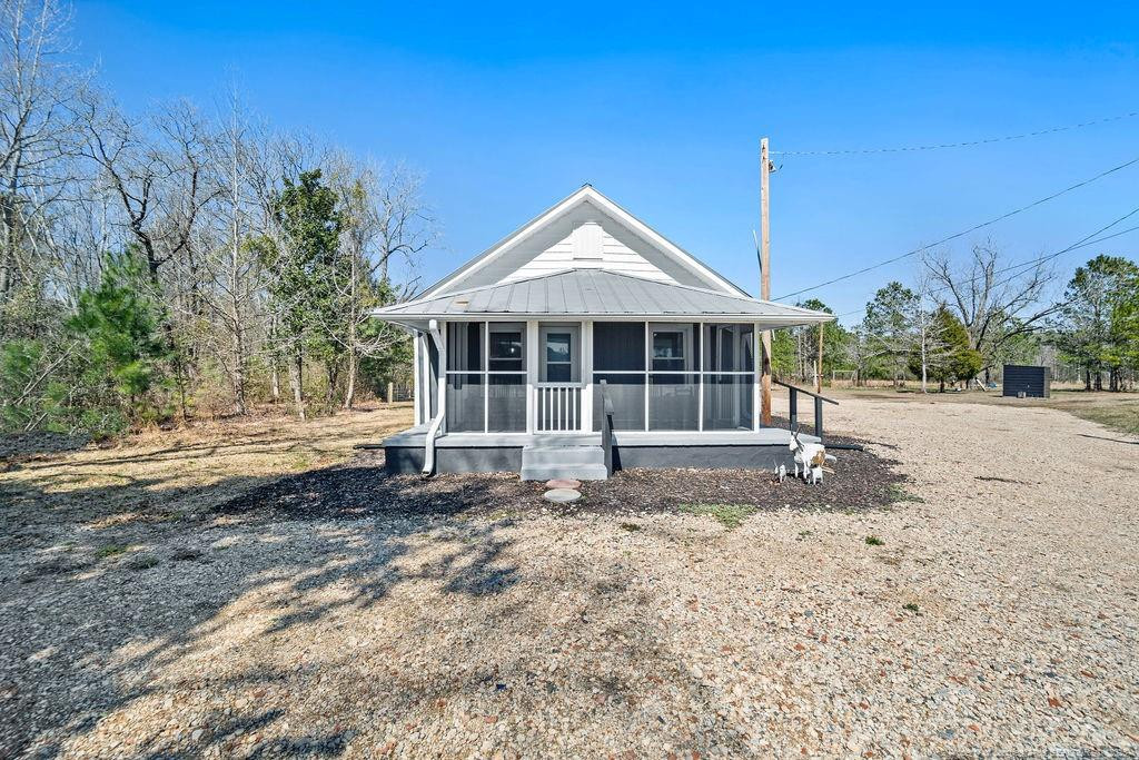 4925 Maxwell Road Property Photo