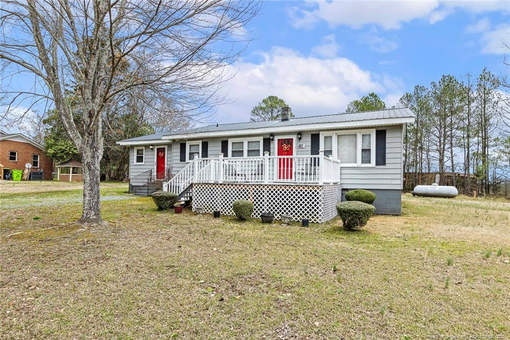 148 Manchester Drive Property Photo 3