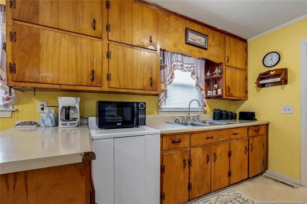 148 Manchester Drive Property Photo 12