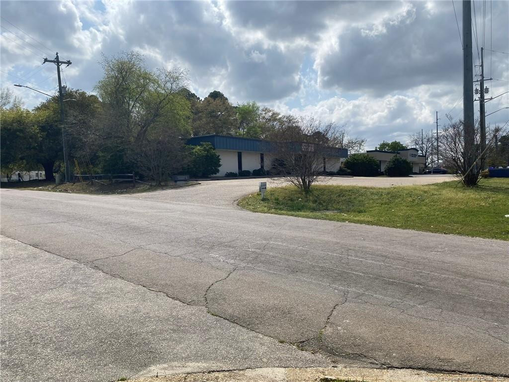 6201 Raeford Road Property Photo 4
