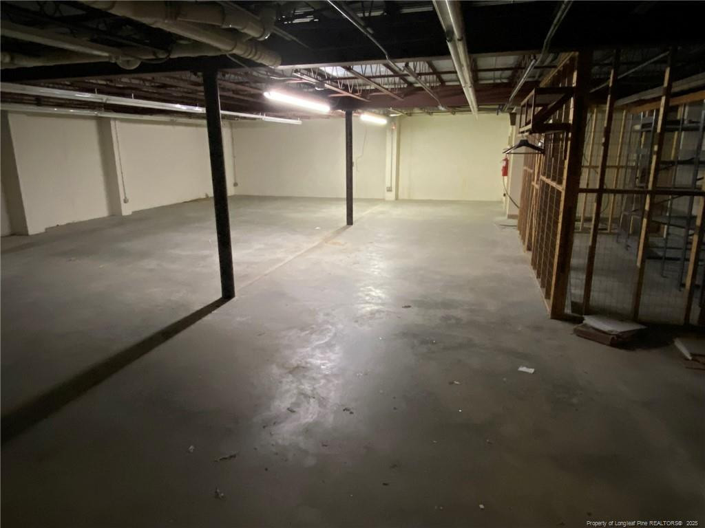 6201 Raeford Road Property Photo 27