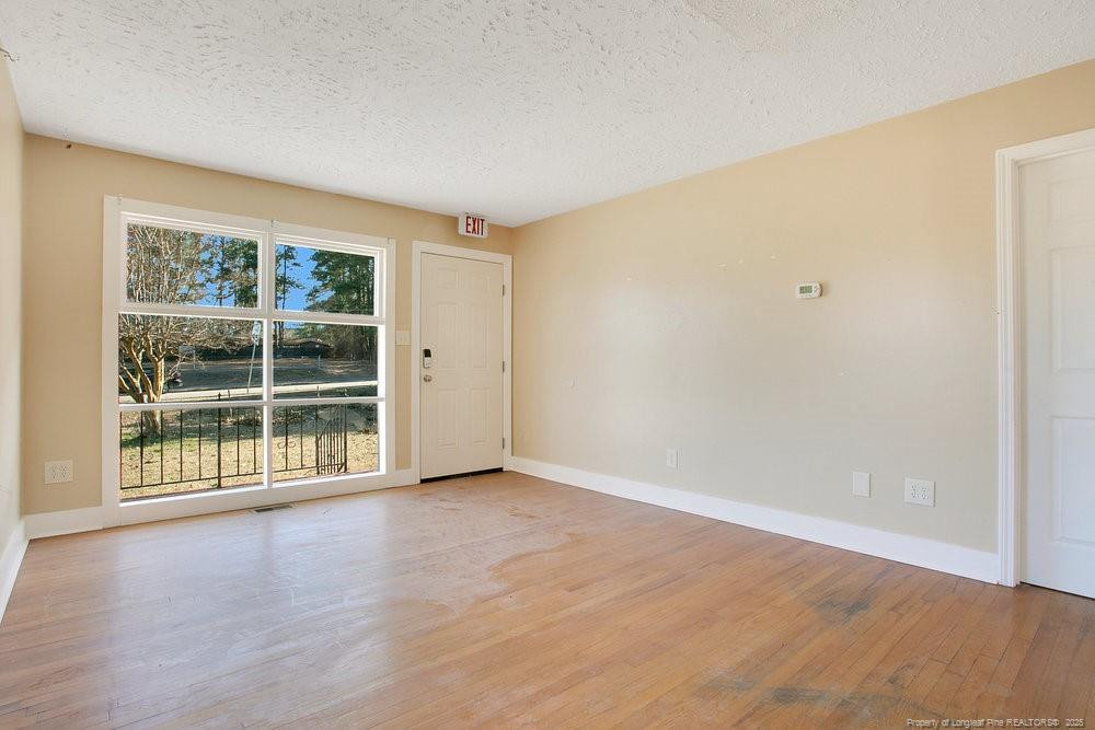 1453 Pamalee Drive Property Photo 4