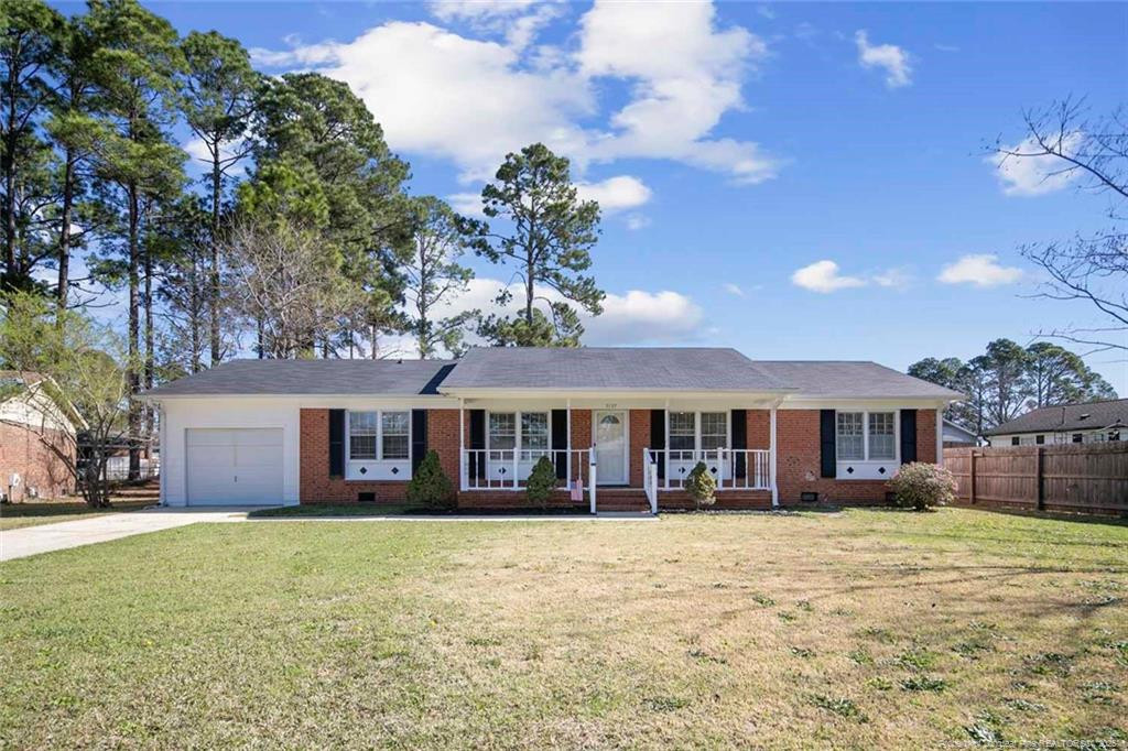 5137 Courtshire Court Property Photo 1