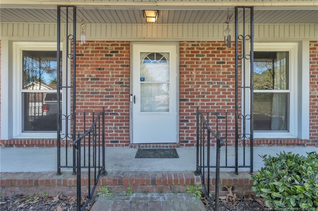 2951 Peacock Street Property Photo 5