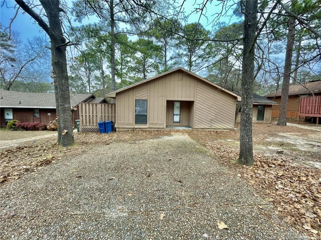 754 Hedgelawn Way W Property Photo