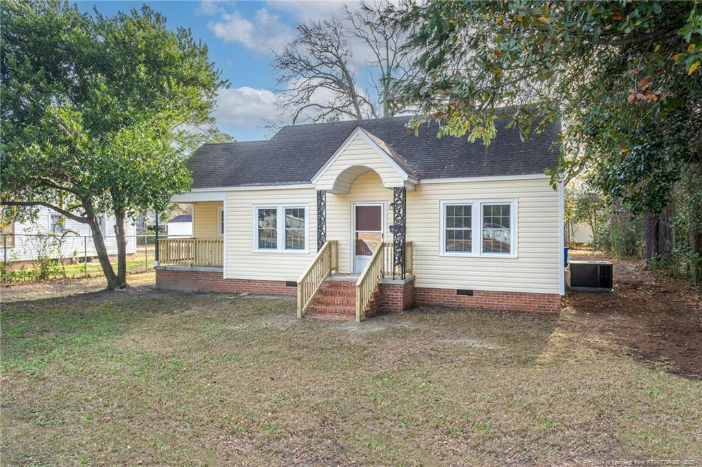 2213 Bragg Boulevard Property Photo 1