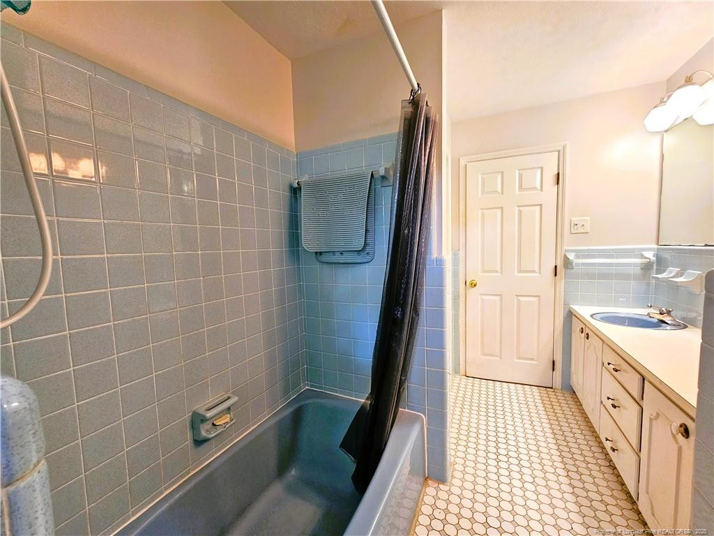 750 Galloway Drive Property Photo 15