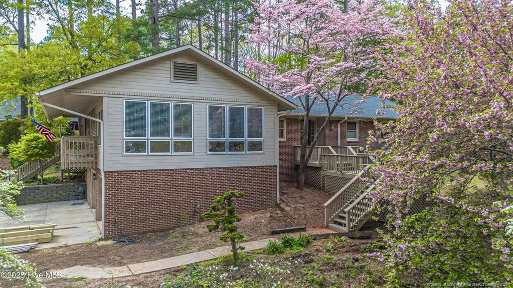 1705 Lord Ashley Drive Property Photo 1