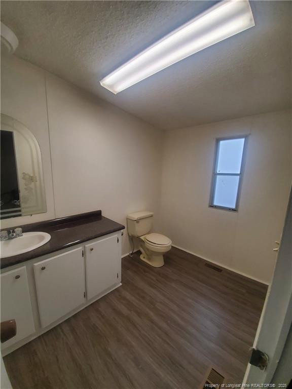 2480 Companion Court Property Photo 4