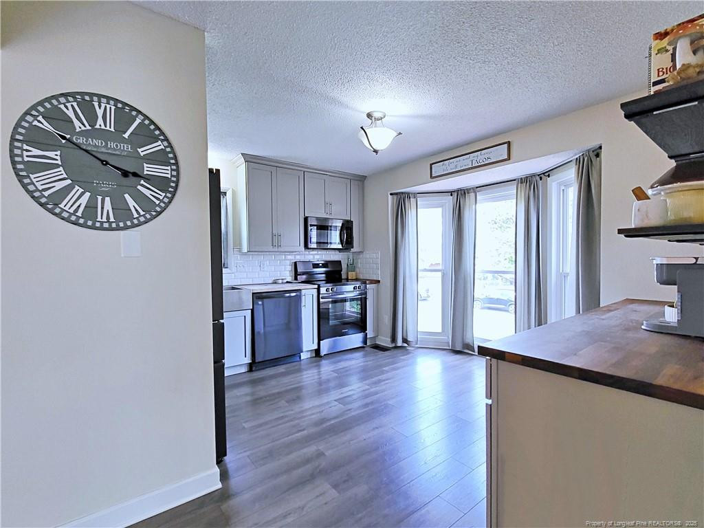 6374 Lake Trail Drive Property Photo 12