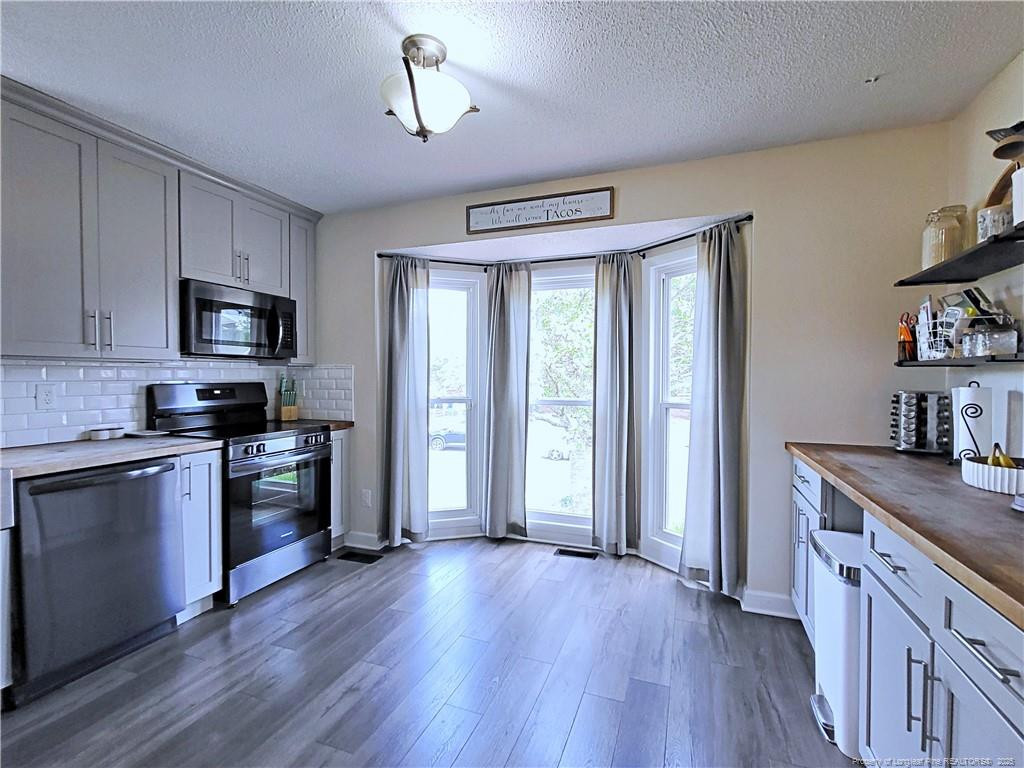 6374 Lake Trail Drive Property Photo 14
