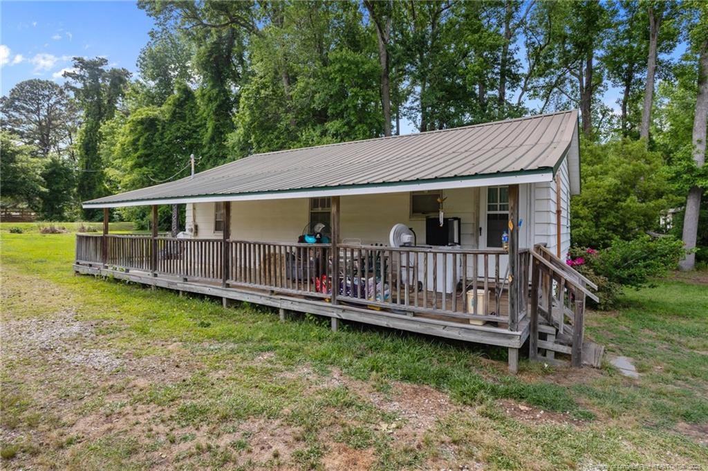 3042 Overhills Road Property Photo 1