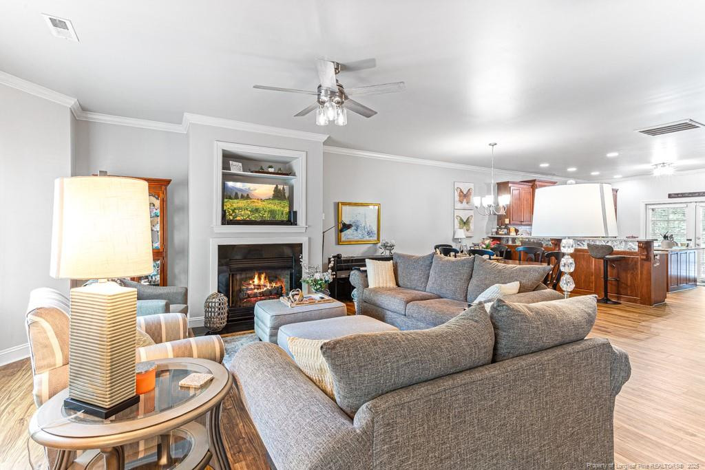 320 Glenburney Drive # 104 Property Photo 5